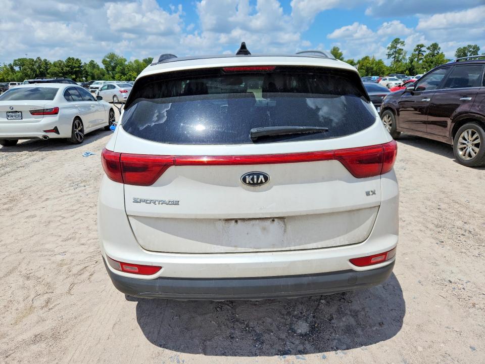 Продаж на аукціоні авто 2017 Kia Sportage, vin: KNDPNCAC8H7031610, номер лоту: 64673146