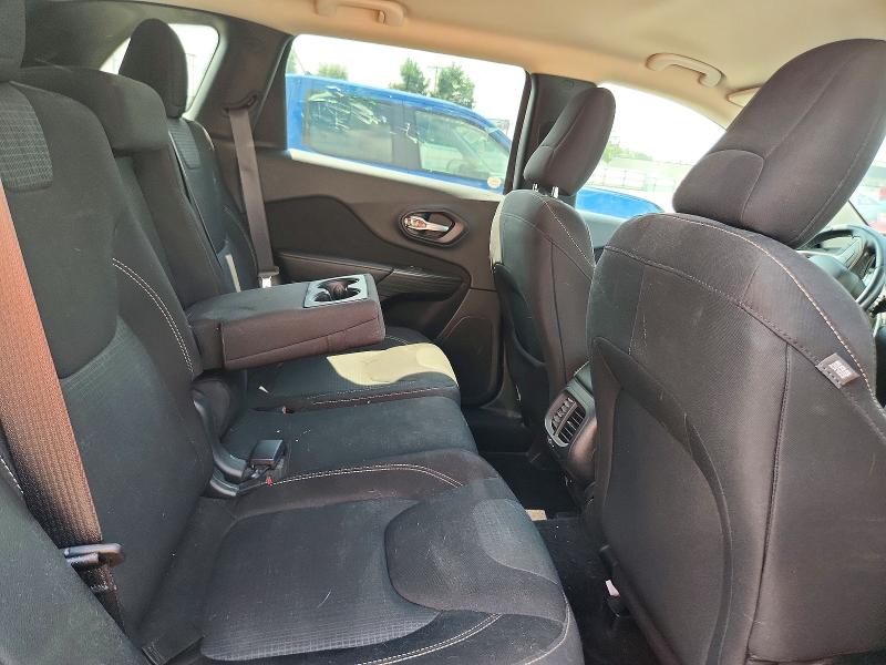 66636166 :رقم المزاد ، 1C4PJMCB1GW359655 vin ، 2016 Jeep Cherokee مزاد بيع