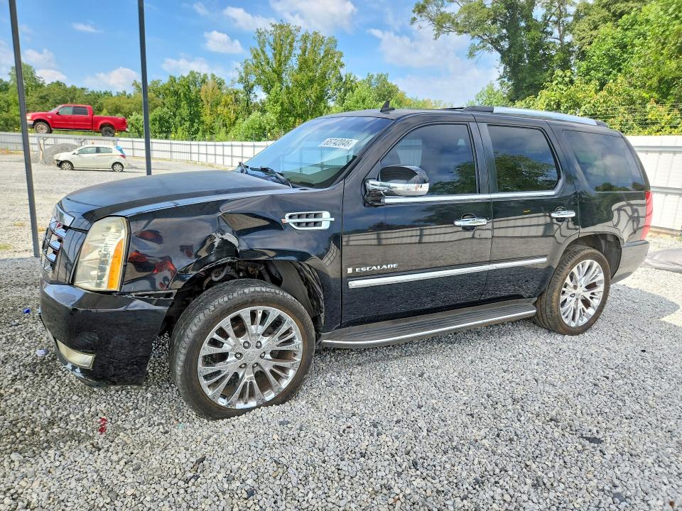 2007 Cadillac Escalade მანქანა იყიდება აუქციონზე, vin: 1GYEC638X7R314627, აუქციონის ნომერი: 65742046