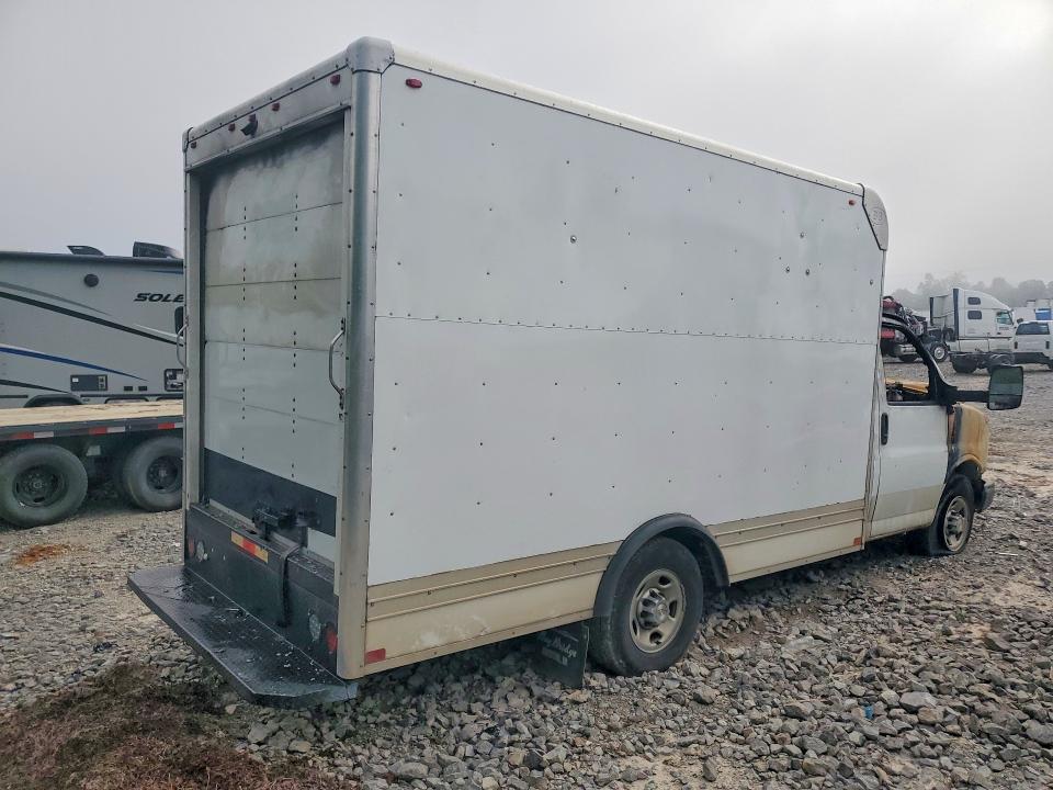 62206926 :رقم المزاد ، 1GB0GRFP4P1100387 vin ، 2023 Chevrolet Express G3500 مزاد بيع