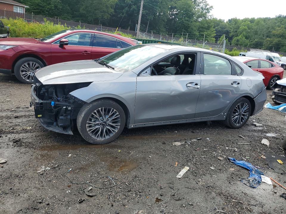 2024 Kia Forte მანქანა იყიდება აუქციონზე, vin: 3KPF54AD0RE720066, აუქციონის ნომერი: 64817336