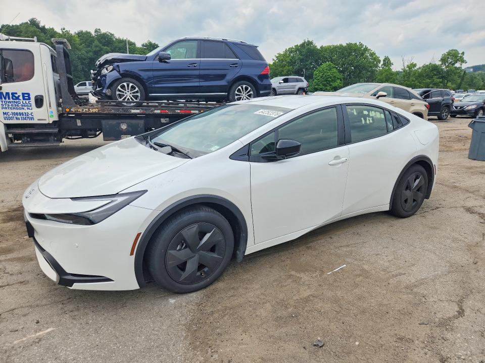 Auction sale of the 2025 Toyota Prius Plug-in Hybrid, vin: JTDACACU2S3053185, lot number: 64252376