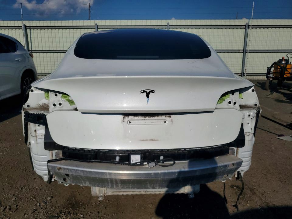 2022 Tesla Model 3 მანქანა იყიდება აუქციონზე, vin: 5YJ3E1EA9NF238704, აუქციონის ნომერი: 64091066