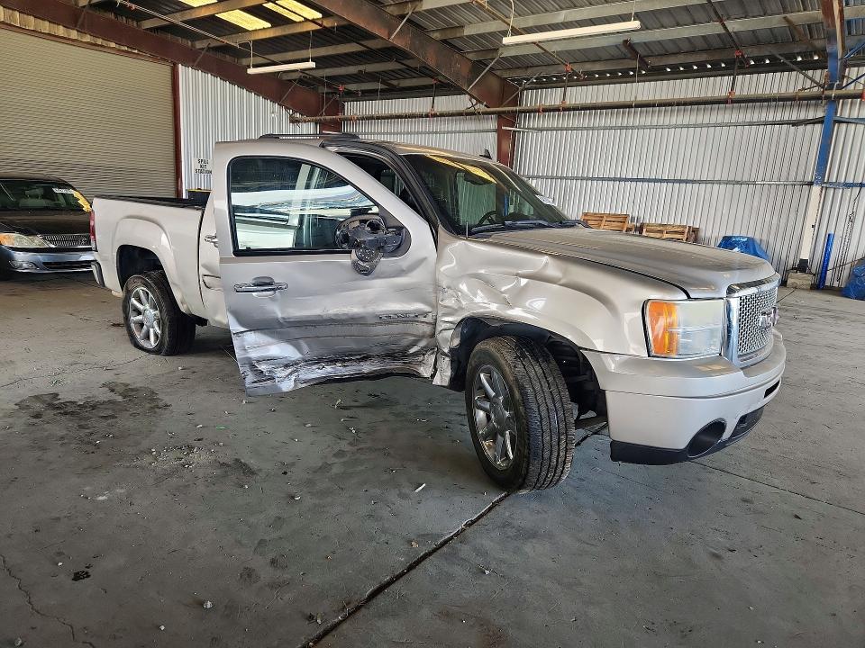 64619096 :رقم المزاد ، 2GTEK638381235450 vin ، 2008 Gmc New Sierra مزاد بيع