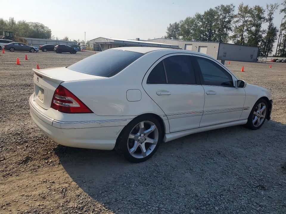 Продажа на аукционе авто 2007 Mercedes-benz C, vin: WDBRF52H07F863571, номер лота: 66601526