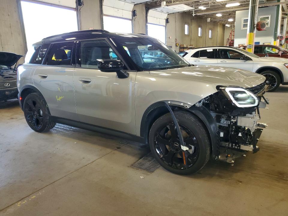 Продаж на аукціоні авто 2025 Mini Countryman, vin: WMZ23GA09S7T53290, номер лоту: 62249156