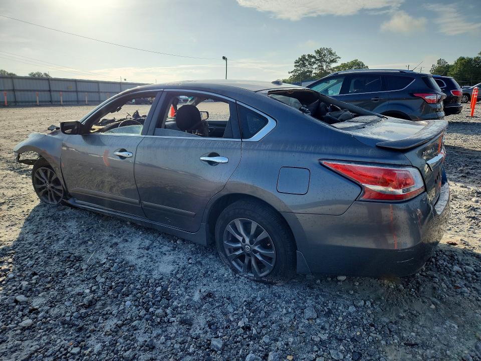 2015 Nissan Altima მანქანა იყიდება აუქციონზე, vin: 1N4AL3AP9FC578183, აუქციონის ნომერი: 64990256