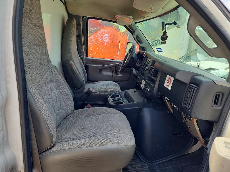 64227236 :رقم المزاد ، 1GB3GTCG9G1324432 vin ، 2016 Chevrolet Express G3500 مزاد بيع