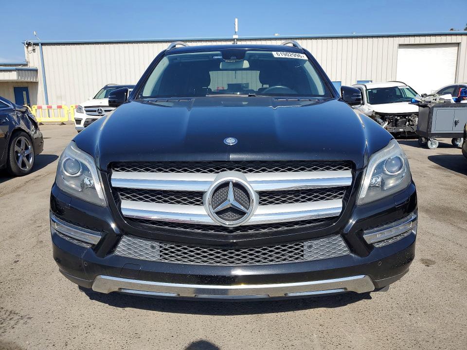 Продажа на аукционе авто 2015 Mercedes-benz Gl, vin: 4JGDF6EE0FA459485, номер лота: 61902996