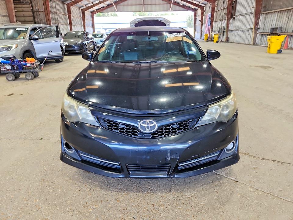 65674516 :رقم المزاد ، 4T1BF1FK3CU523284 vin ، 2012 Toyota Camry مزاد بيع