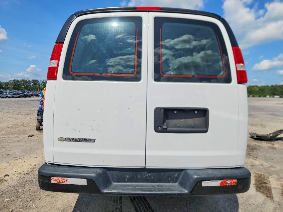 65443646 :رقم المزاد ، 1GCWGAFP0K1369535 vin ، 2019 Chevrolet Express 2500 مزاد بيع
