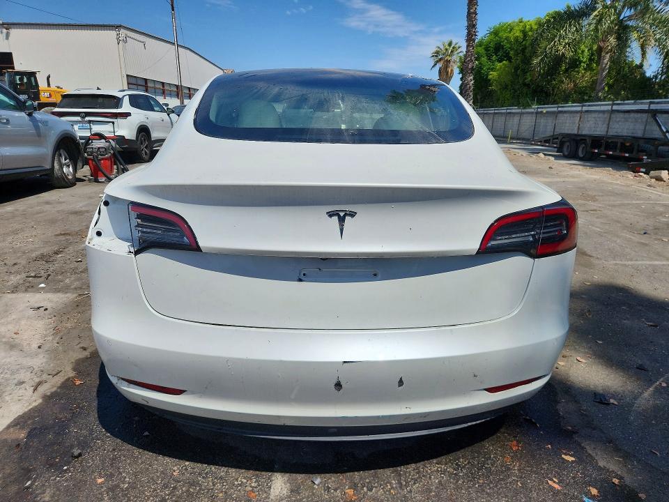 63656206 :رقم المزاد ، 5YJ3E1EAXMF928928 vin ، 2021 Tesla Model 3 مزاد بيع
