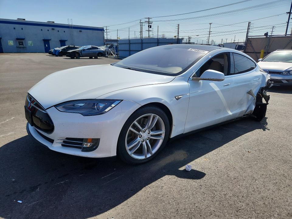 Продажа на аукционе авто 2013 Tesla Model S, vin: 5YJSA1DP2DFP16408, номер лота: 67168226