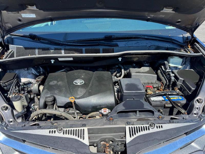 2019 Toyota Sienna მანქანა იყიდება აუქციონზე, vin: 5TDDZ3DC5KS220439, აუქციონის ნომერი: 64675976