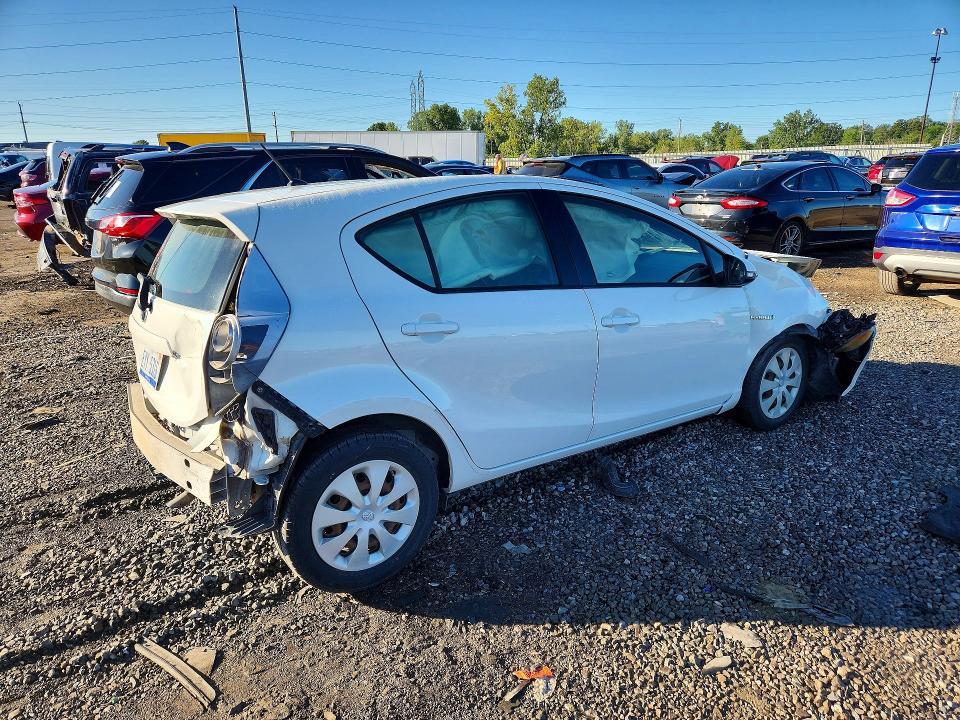 65736116 :رقم المزاد ، JTDKDTB37C1524797 vin ، 2012 Toyota Prius C مزاد بيع