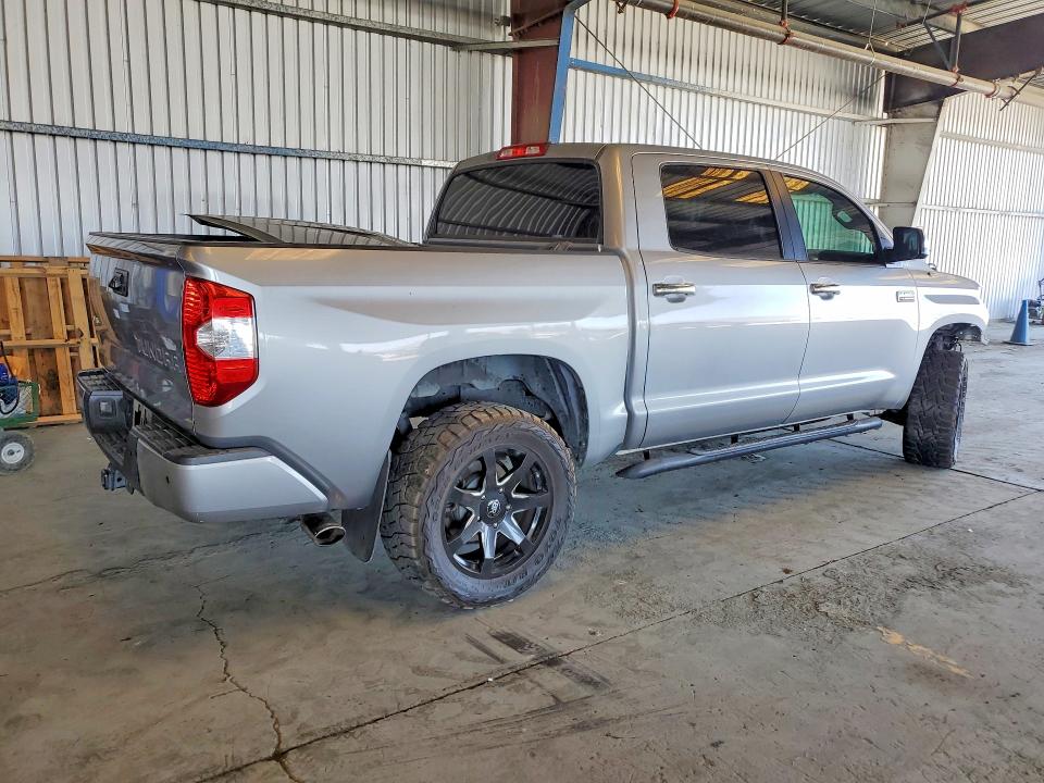 Продаж на аукціоні авто 2015 Toyota Tundra, vin: 5TFAW5F1XFX461108, номер лоту: 63590446