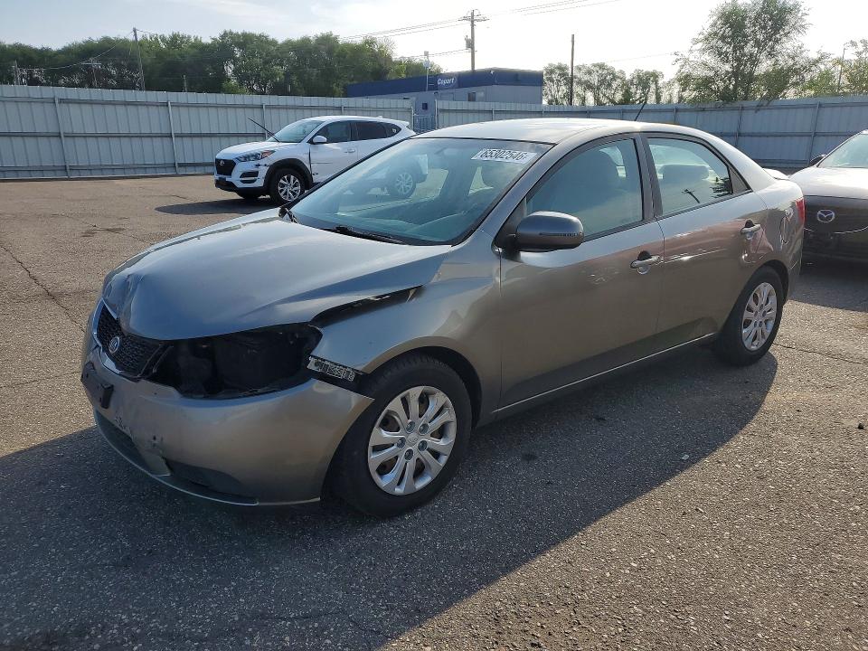 65302546 :رقم المزاد ، KNAFU4A28B5889865 vin ، 2011 Kia Forte مزاد بيع