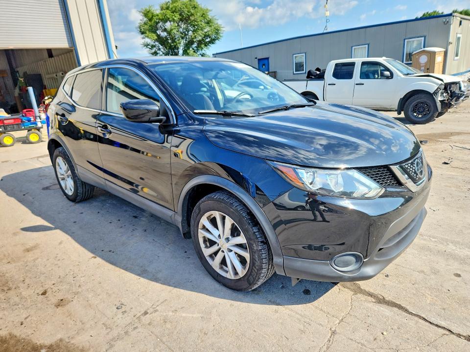 2018 Nissan Rogue Sport მანქანა იყიდება აუქციონზე, vin: JN1BJ1CR9JW285899, აუქციონის ნომერი: 65552256