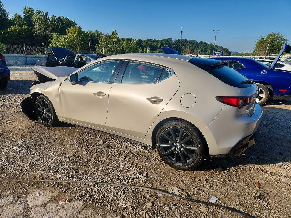 65850206 :رقم المزاد ، JM1BPBML7N1512585 vin ، 2022 Mazda 3 مزاد بيع