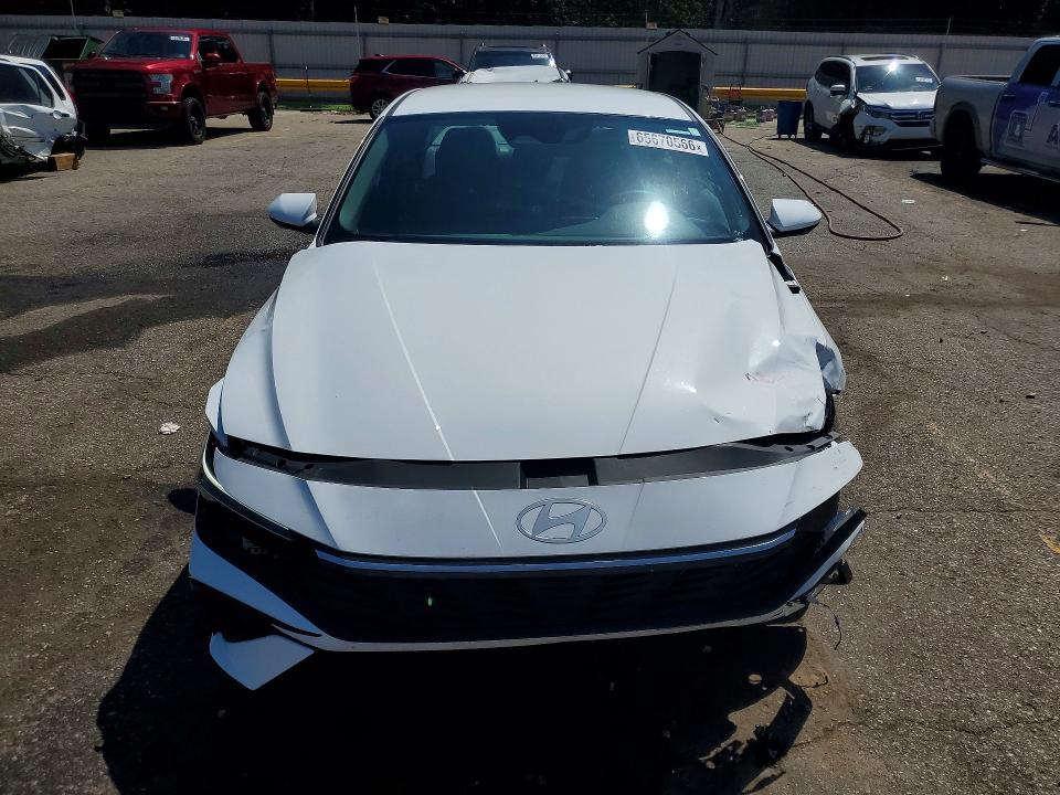 Продаж на аукціоні авто 2024 Hyundai Elantra, vin: KMHLL4DG5RU851702, номер лоту: 65670566