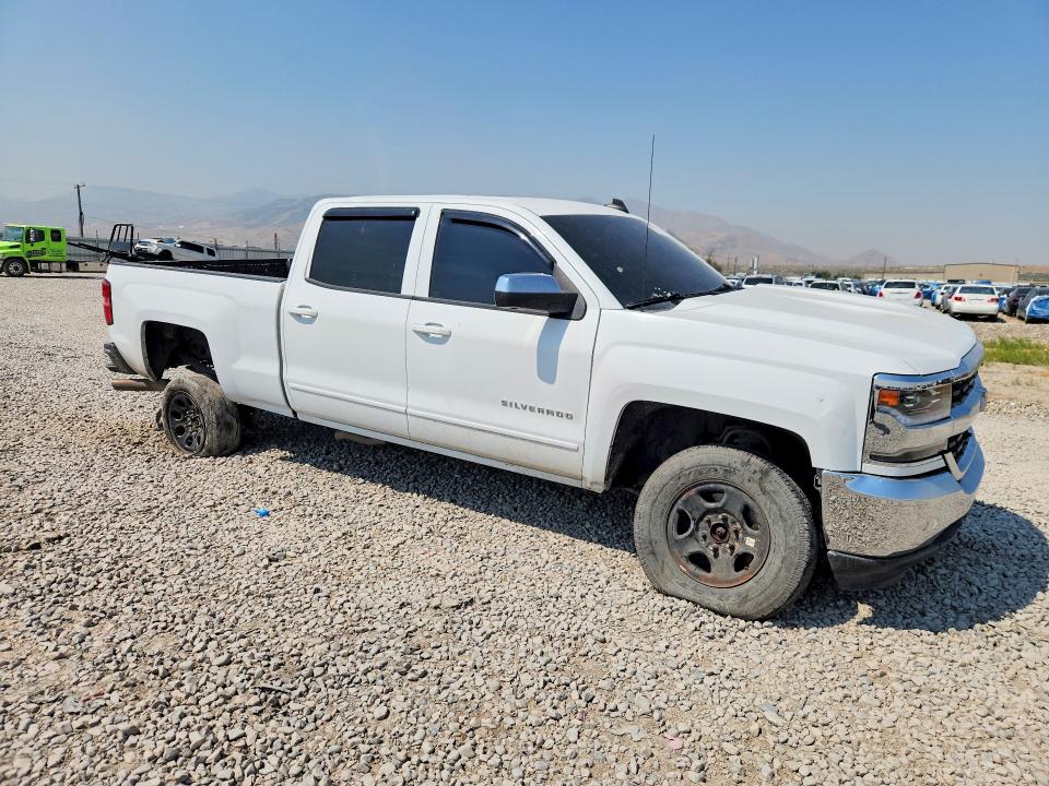 Продаж на аукціоні авто 2018 Chevrolet Silverado, vin: 1GCUKREC0JF250100, номер лоту: 63520786