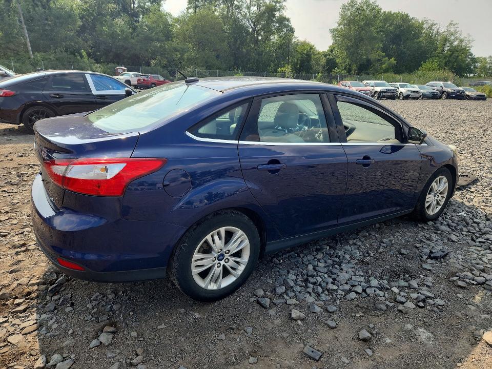 64824686 :رقم المزاد ، 1FAHP3H28CL149707 vin ، 2012 Ford Focus مزاد بيع