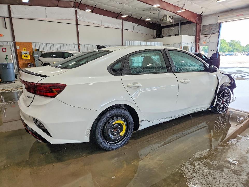 64934446 :رقم المزاد ، 3KPF44AC8PE592392 vin ، 2023 Kia Forte مزاد بيع