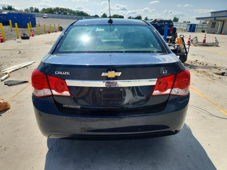 63874446 :رقم المزاد ، 1G1PC5SB5F7271694 vin ، 2015 Chevrolet Cruze مزاد بيع