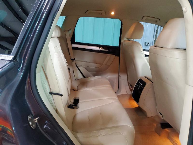 64065226 :رقم المزاد ، WVGFF9BP6CD000651 vin ، 2012 Volkswagen Touareg مزاد بيع