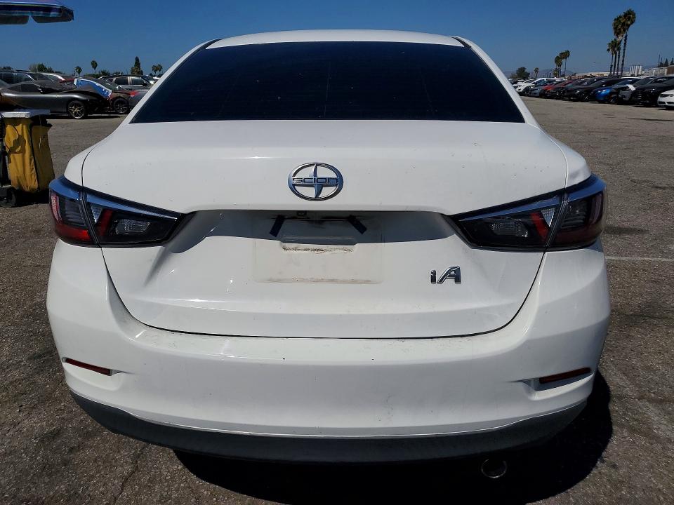 66501536 :رقم المزاد ، 3MYDLBZV0GY141364 vin ، 2016 Scion Ia مزاد بيع