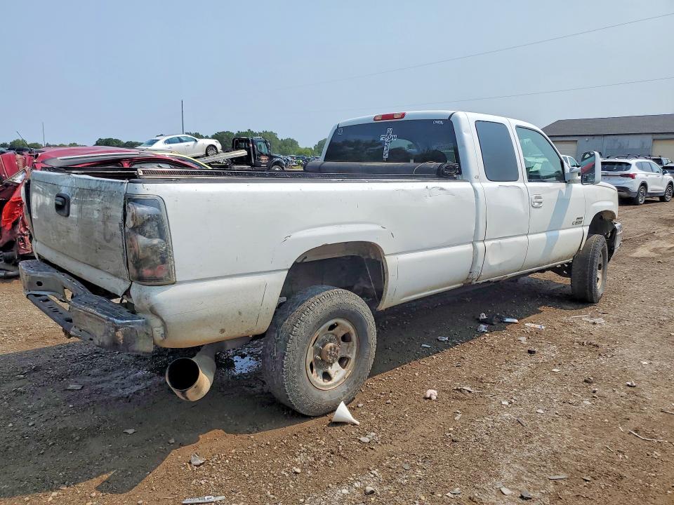Продаж на аукціоні авто 2005 Chevrolet Silverado, vin: 1GCHK39275E232852, номер лоту: 64318806