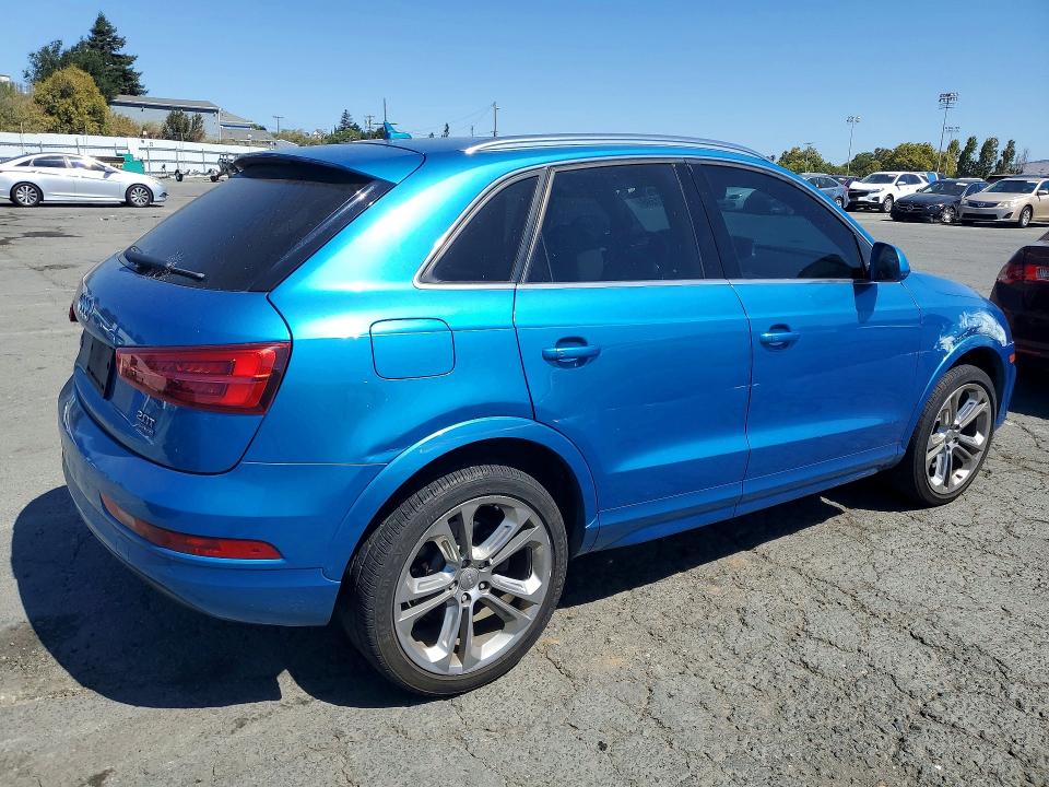 Продажа на аукционе авто 2016 Audi Q3, vin: WA1EFCFSXGR009612, номер лота: 63621596