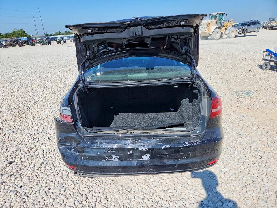Продаж на аукціоні авто 2017 Volkswagen Jetta, vin: 3VWDB7AJ3HM287450, номер лоту: 63778366