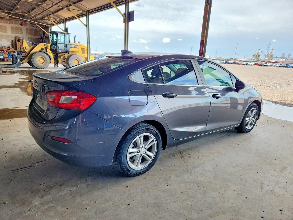 66687506 :رقم المزاد ، 1G1BE5SM6H7260017 vin ، 2017 Chevrolet Cruze مزاد بيع