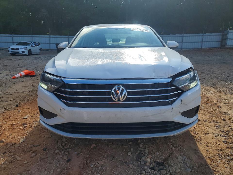 63635526 :رقم المزاد ، 3VWC57BU7MM016669 vin ، 2021 Volkswagen Jetta مزاد بيع