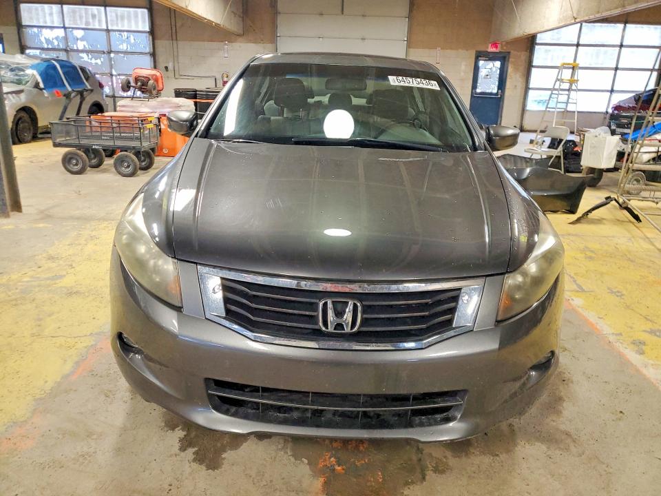 2009 Honda Accord მანქანა იყიდება აუქციონზე, vin: 1HGCP36899A042358, აუქციონის ნომერი: 64575436