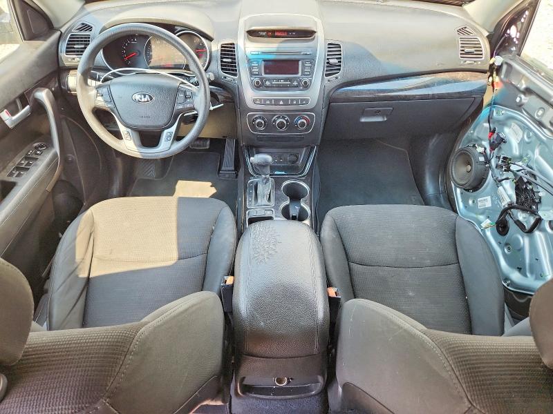 64836546 :رقم المزاد ، 5XYKTDA70FG650145 vin ، 2015 Kia Sorento مزاد بيع