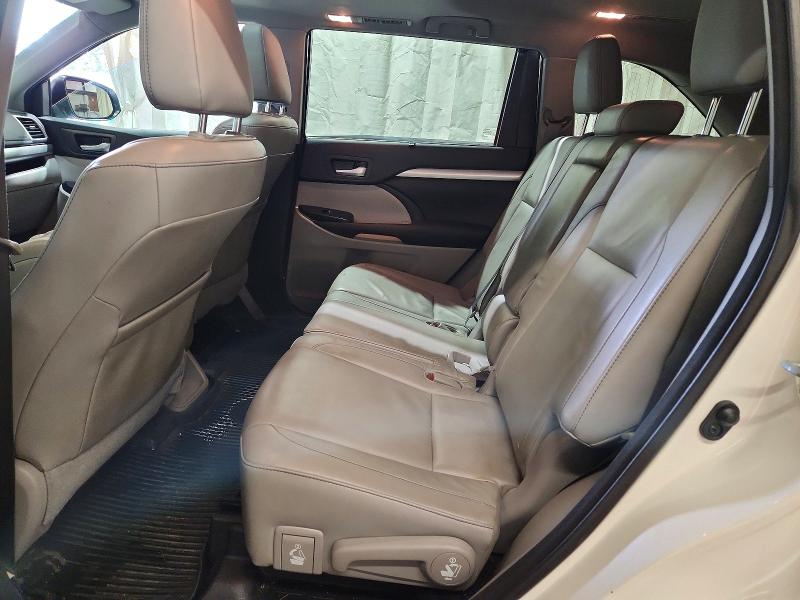 Продажа на аукционе авто 2016 Toyota Highlander, vin: 5TDJKRFH5GS243519, номер лота: 64689426