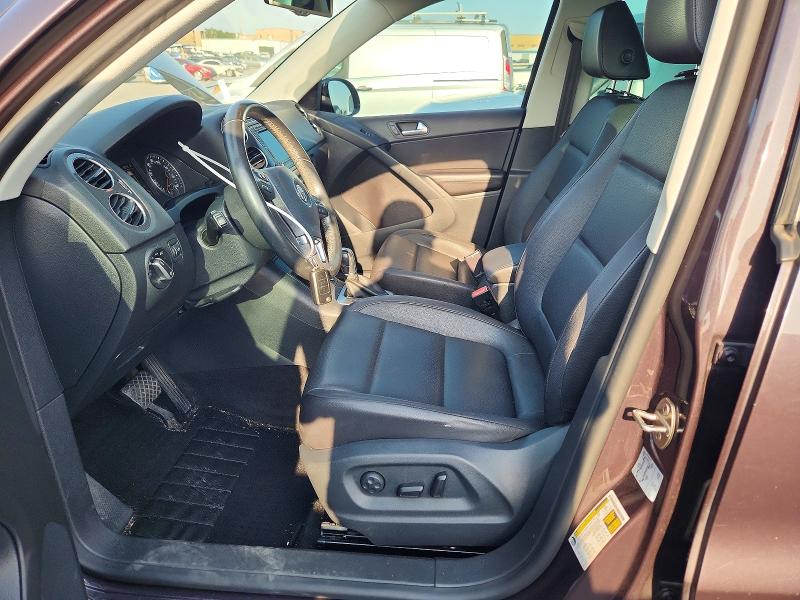 2016 Volkswagen Tiguan მანქანა იყიდება აუქციონზე, vin: WVGAV7AX3GW596329, აუქციონის ნომერი: 63259626