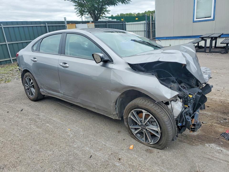 65868646 :رقم المزاد ، 3KPF24AD3PE641982 vin ، 2023 Kia Forte مزاد بيع