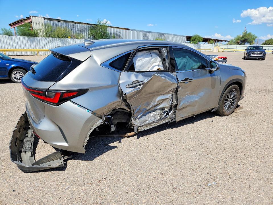 Продажа на аукционе авто 2022 Lexus Nx, vin: 2T2GKCEZ8NC003156, номер лота: 66211646
