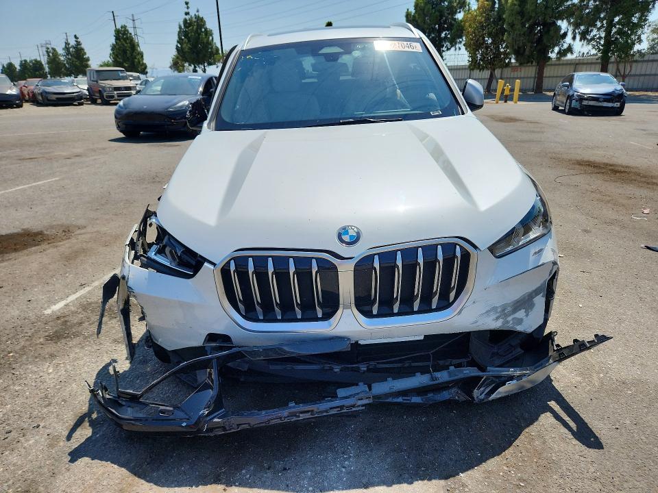 64627046 :رقم المزاد ، WBX73EF09P5V72291 vin ، 2023 Bmw X1 مزاد بيع