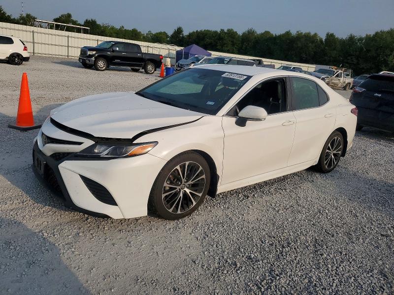 2018 Toyota Camry მანქანა იყიდება აუქციონზე, vin: 4T1B11HK7JU143390, აუქციონის ნომერი: 63913166