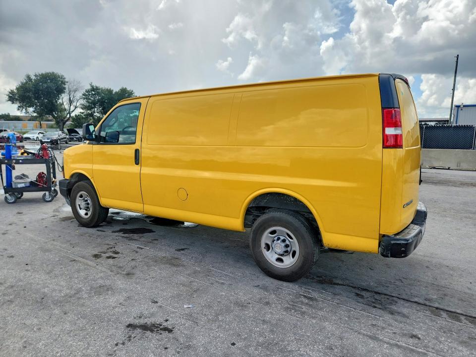 2021 Chevrolet Express G2500 მანქანა იყიდება აუქციონზე, vin: 1GCWGAFP2M1167427, აუქციონის ნომერი: 66981226