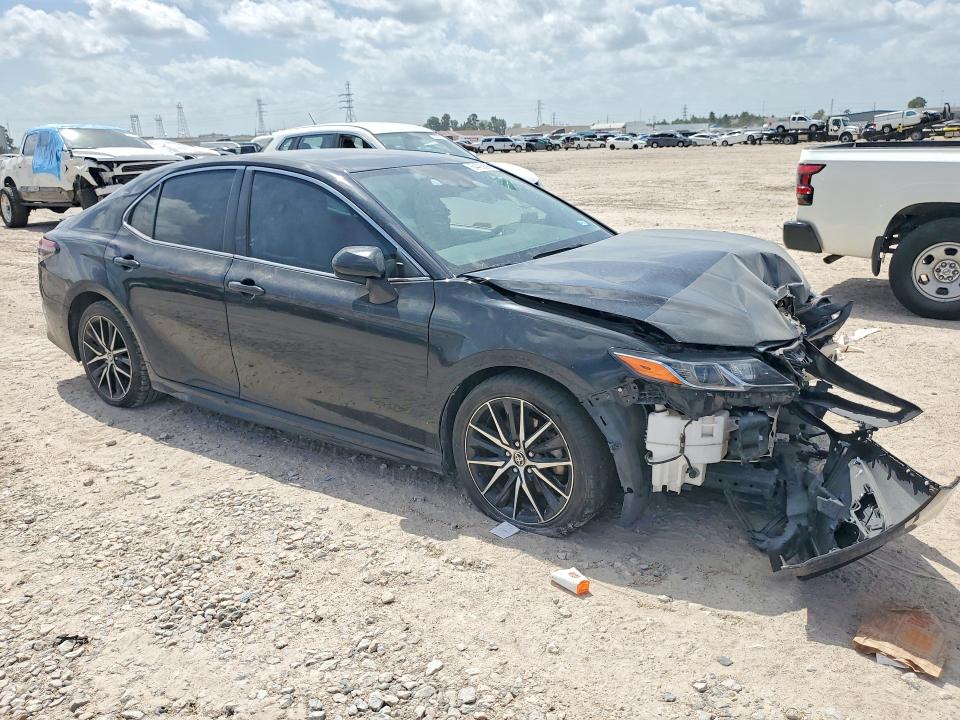 2021 Toyota Camry მანქანა იყიდება აუქციონზე, vin: 4T1G11AK7MU544183, აუქციონის ნომერი: 64465856