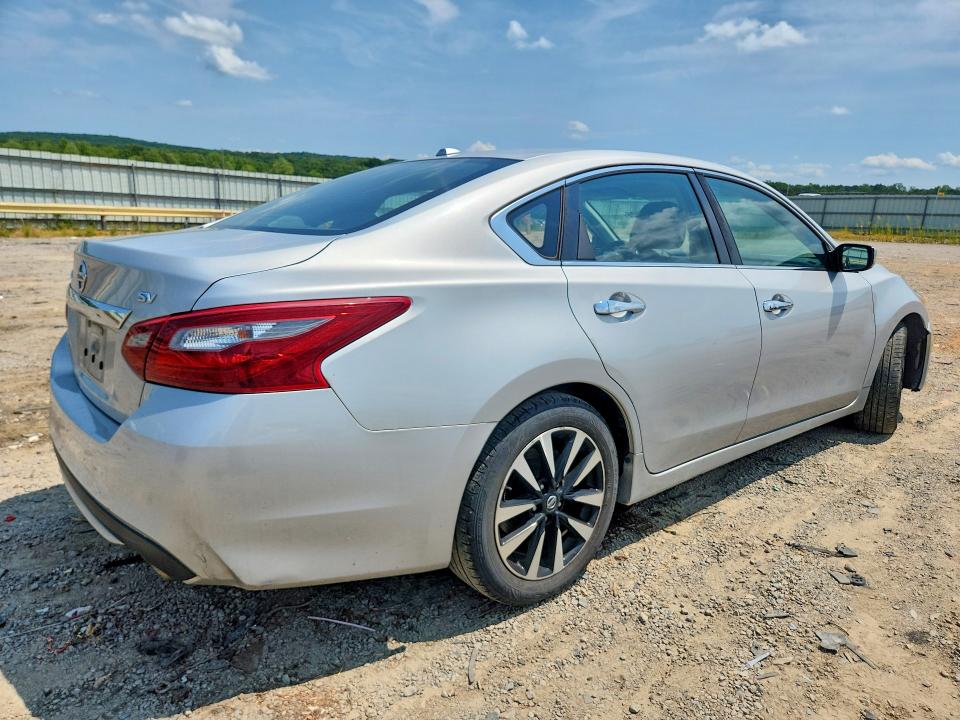 Продаж на аукціоні авто 2018 Nissan Altima, vin: 1N4AL3AP6JC146661, номер лоту: 64571506