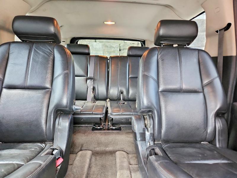 2008 Chevrolet Suburban მანქანა იყიდება აუქციონზე, vin: 1GNFK16398R104934, აუქციონის ნომერი: 65792206