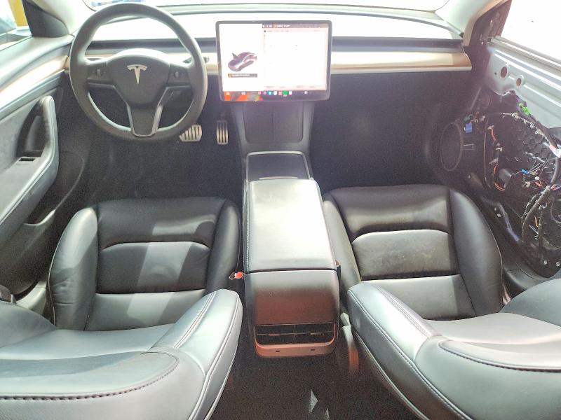 65924936 :رقم المزاد ، 5YJ3E1EC8NF113663 vin ، 2022 Tesla Model 3 مزاد بيع