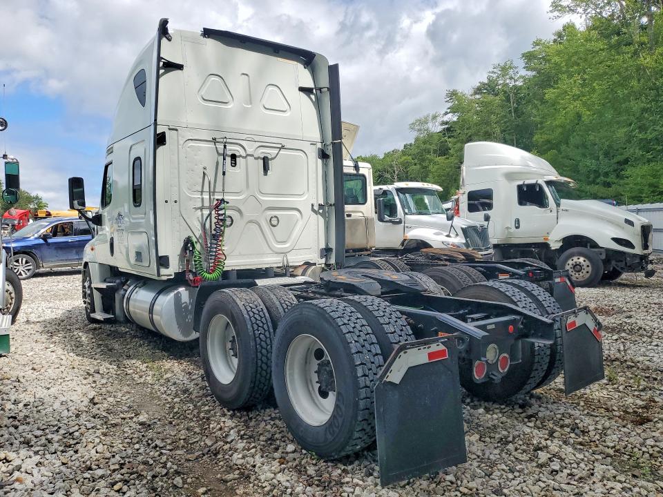 Продажа на аукционе авто 2020 Freightliner Cascadia 125, vin: 3AKJGLFG7LSLG7043, номер лота: 66082166