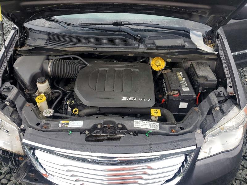 Продажа на аукционе авто 2015 Chrysler Town & Country, vin: 2C4RC1BG8FR545490, номер лота: 64381546